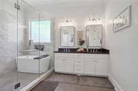 133 Seal Drive, Arabi, LA 70032