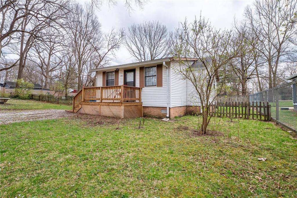 1511 Maxine Rd, Indianapolis, IN 46040