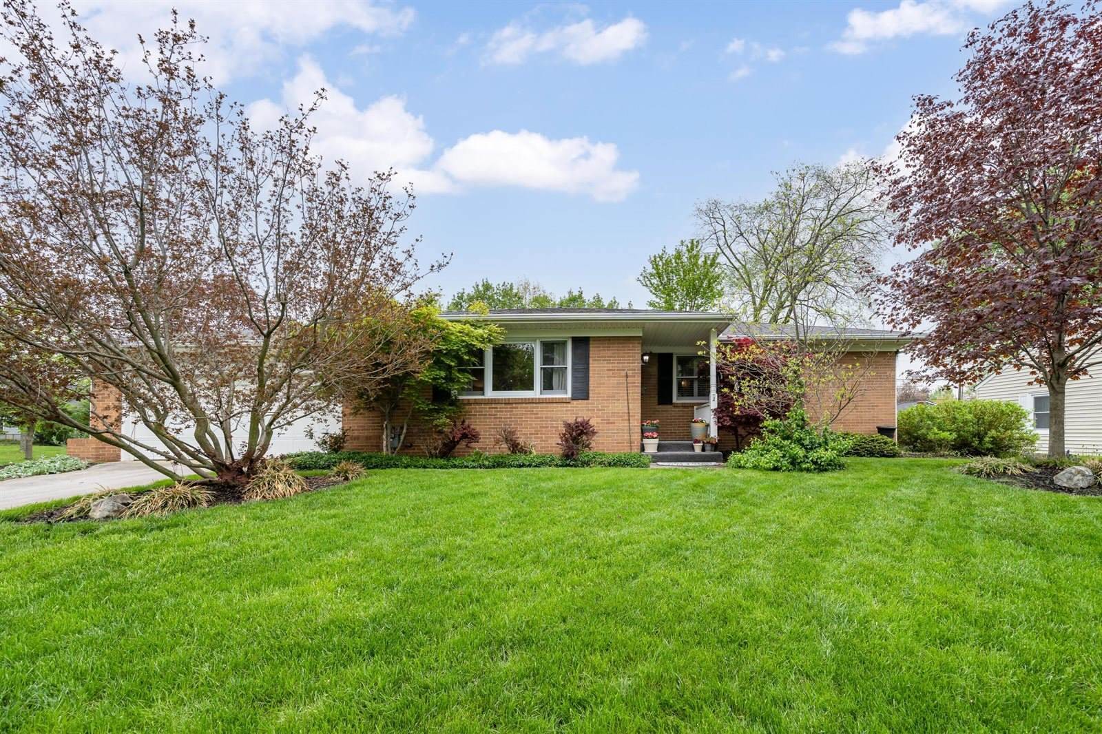 4818 Hillcrest Street South, Hilliard, OH 43026