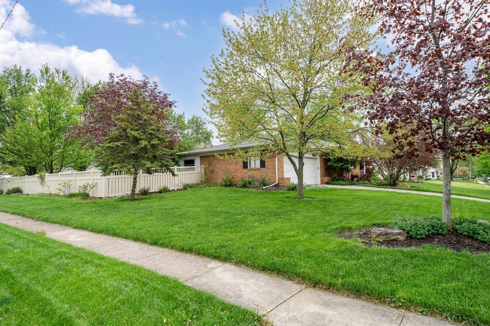 4818 Hillcrest Street South, Hilliard, OH 43026