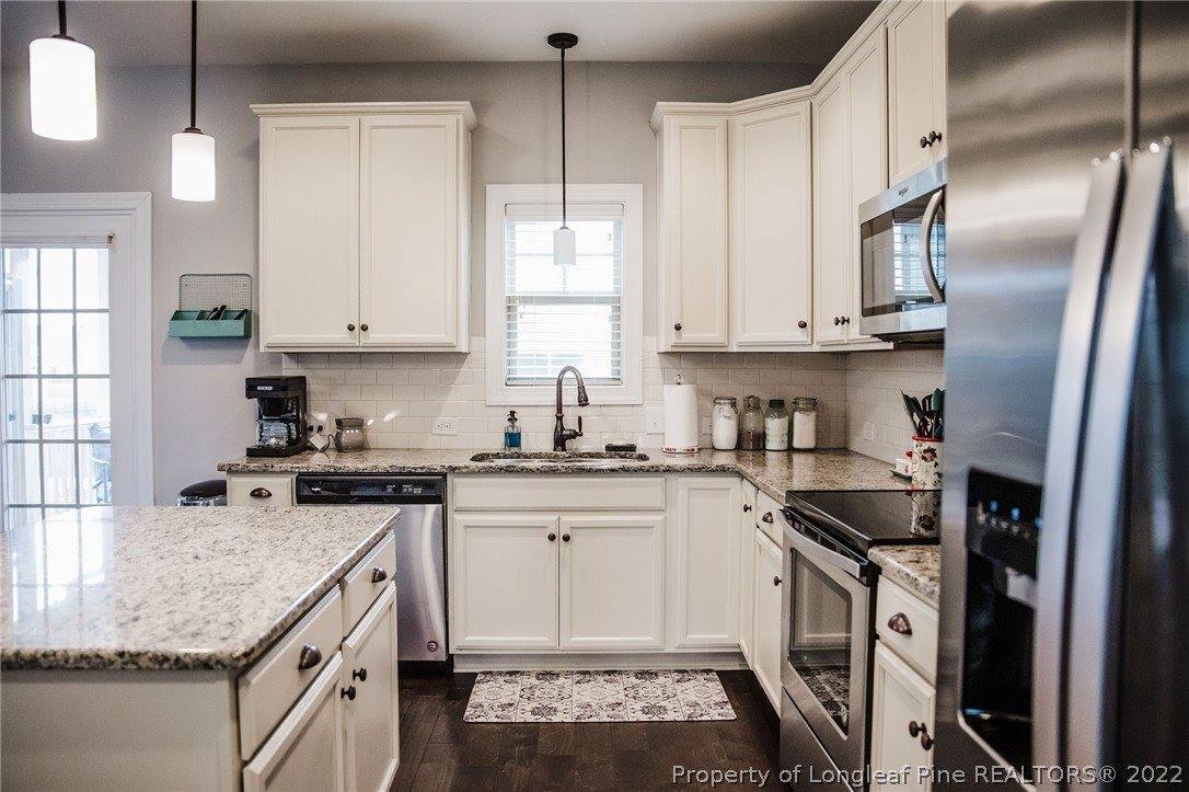 5251 Debut Avenue, Hope Mills, NC 28348