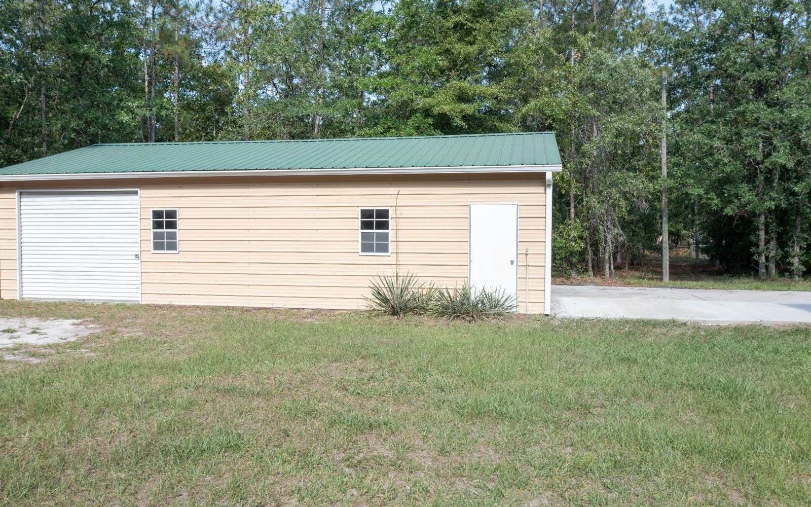 7679 NE 24th Loop, High Springs, FL 32643