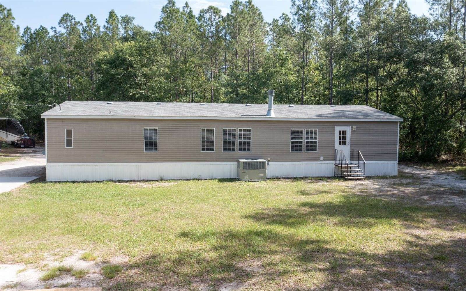 7679 NE 24th Loop, High Springs, FL 32643