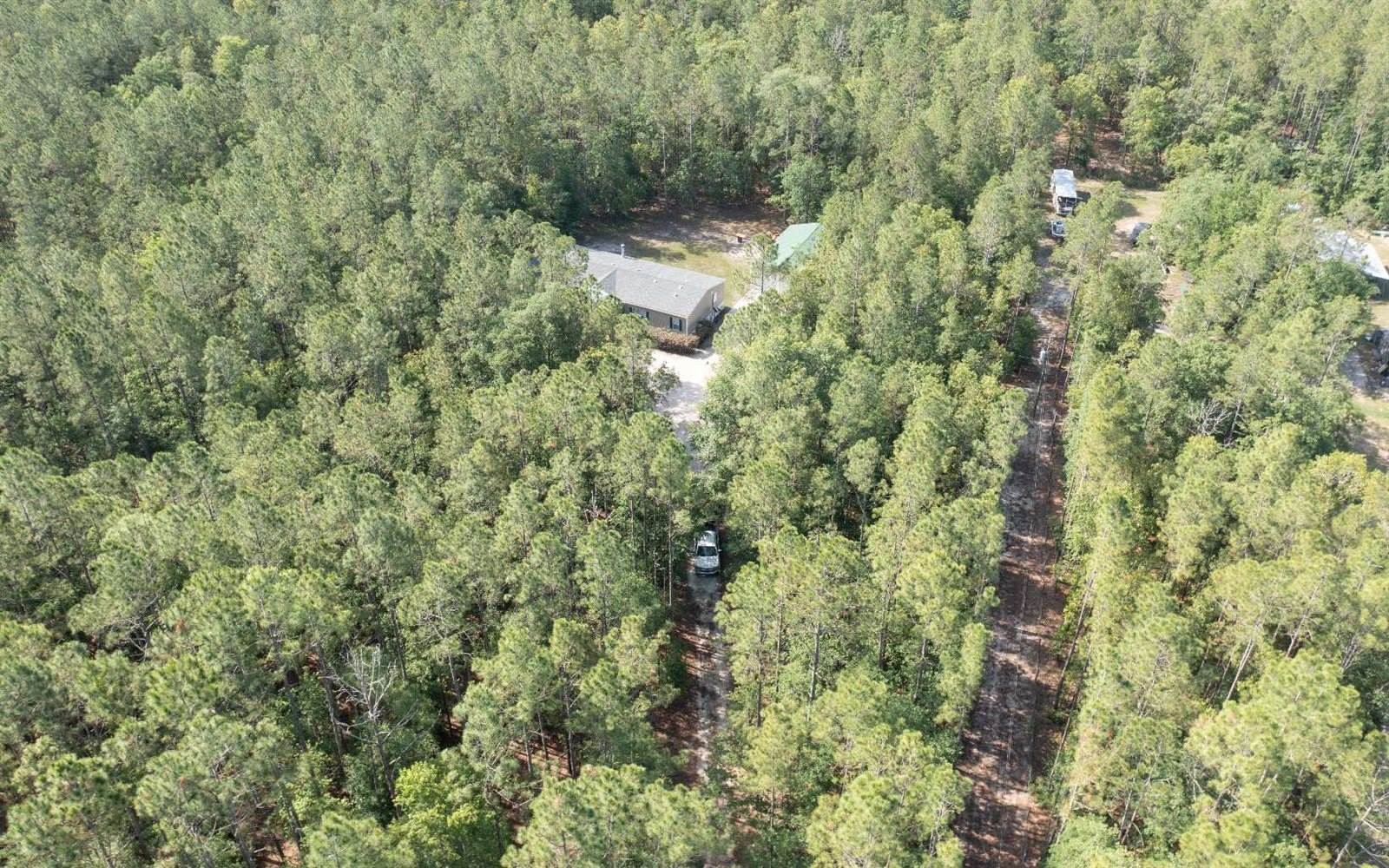 7679 NE 24th Loop, High Springs, FL 32643