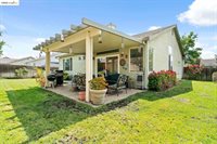 145 Walnut Meadows Ct, Oakley, CA 94561