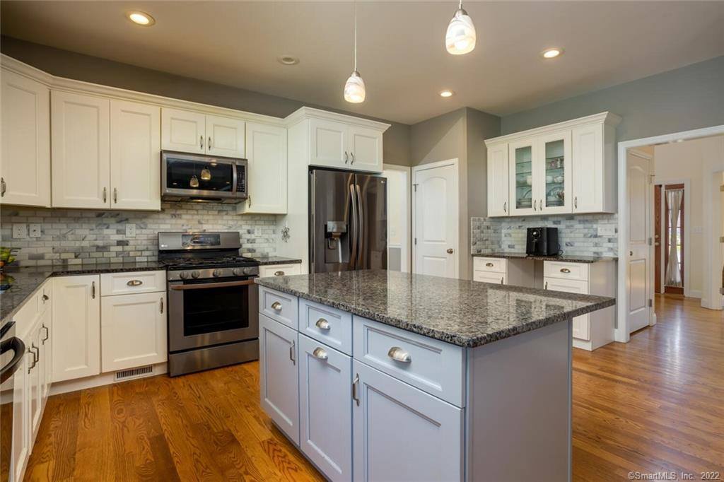 304 Fresh Meadow Lane, Milford, CT 06460