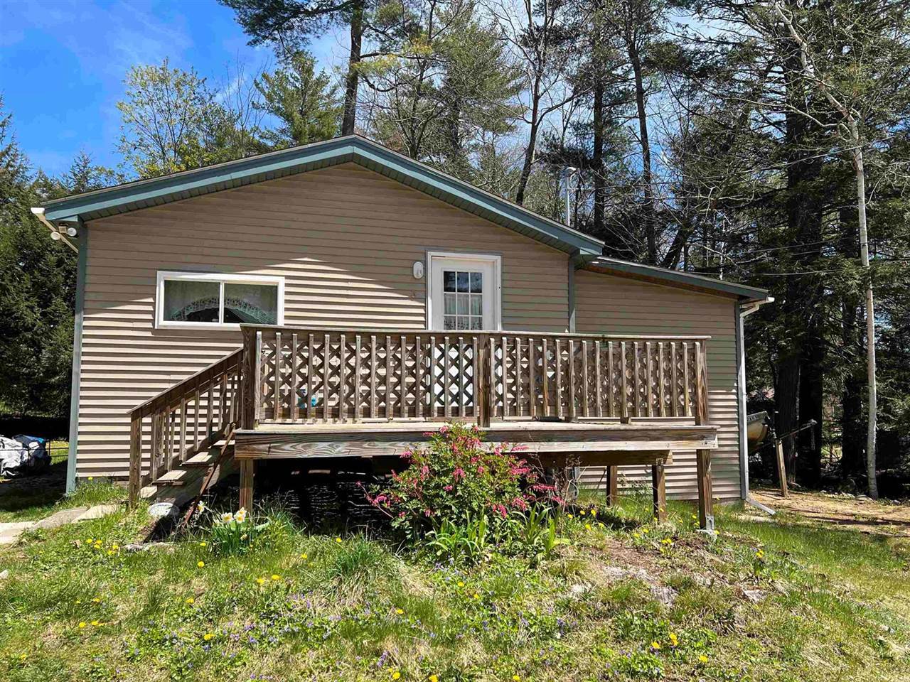 3 Briar Road, Raymond, NH 03077