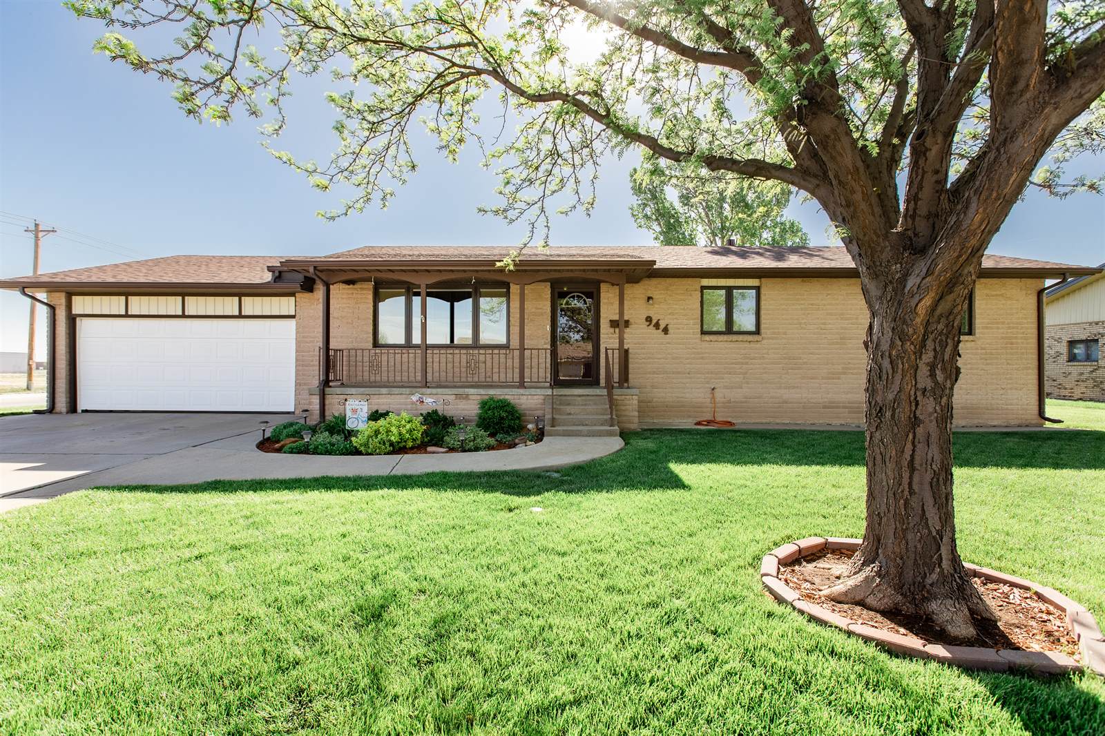 944 N Durham St, Ulysses, KS 67880 Listings Dana Trahern