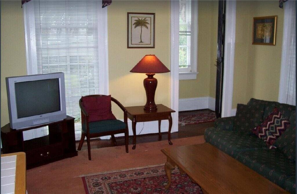 1722 Pauger Street, New Orleans, LA 70116