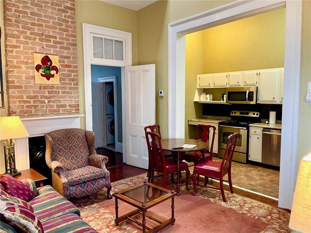 1722 Pauger Street, New Orleans, LA 70116