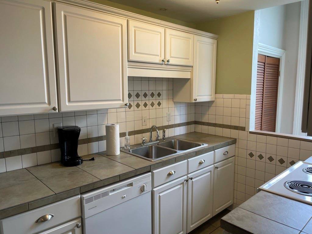 1722 Pauger Street, New Orleans, LA 70116