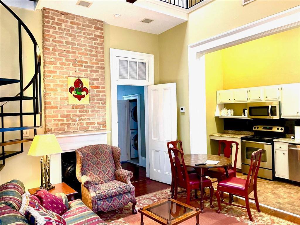 1722 Pauger Street, New Orleans, LA 70116