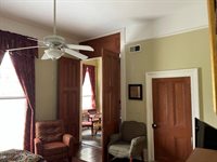 1722 Pauger Street, New Orleans, LA 70116