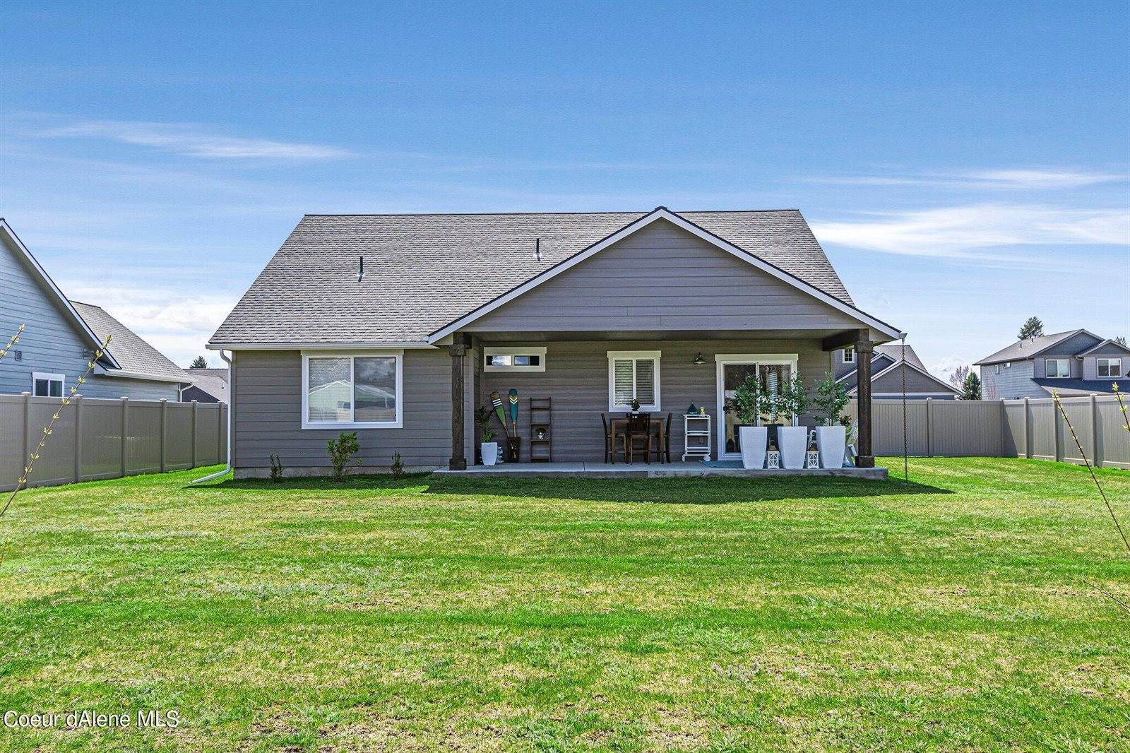 1443 Tug Boat Rd, Hayden, ID 83835