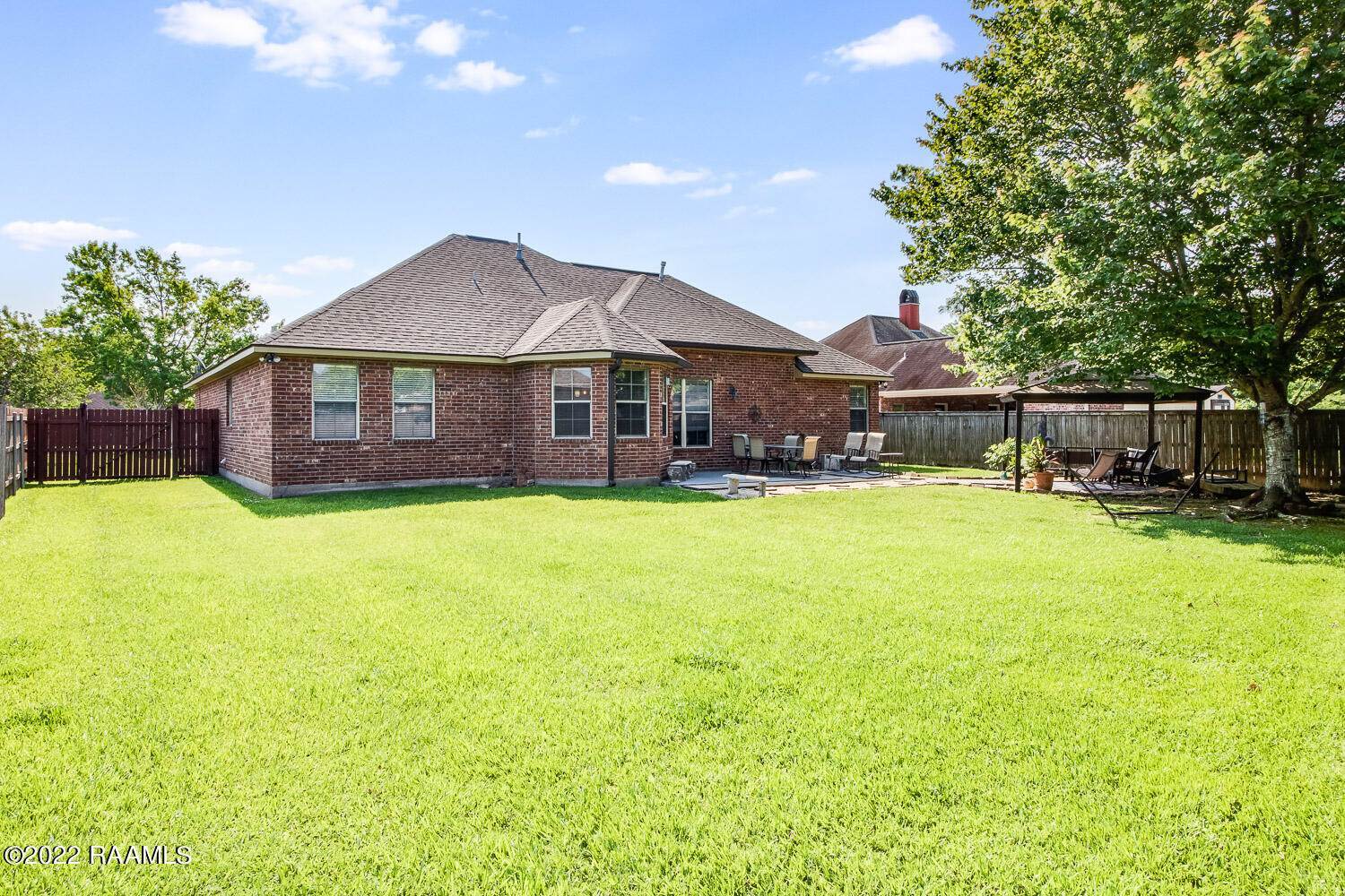 102 South Grindstone Drive, Broussard, LA 70518