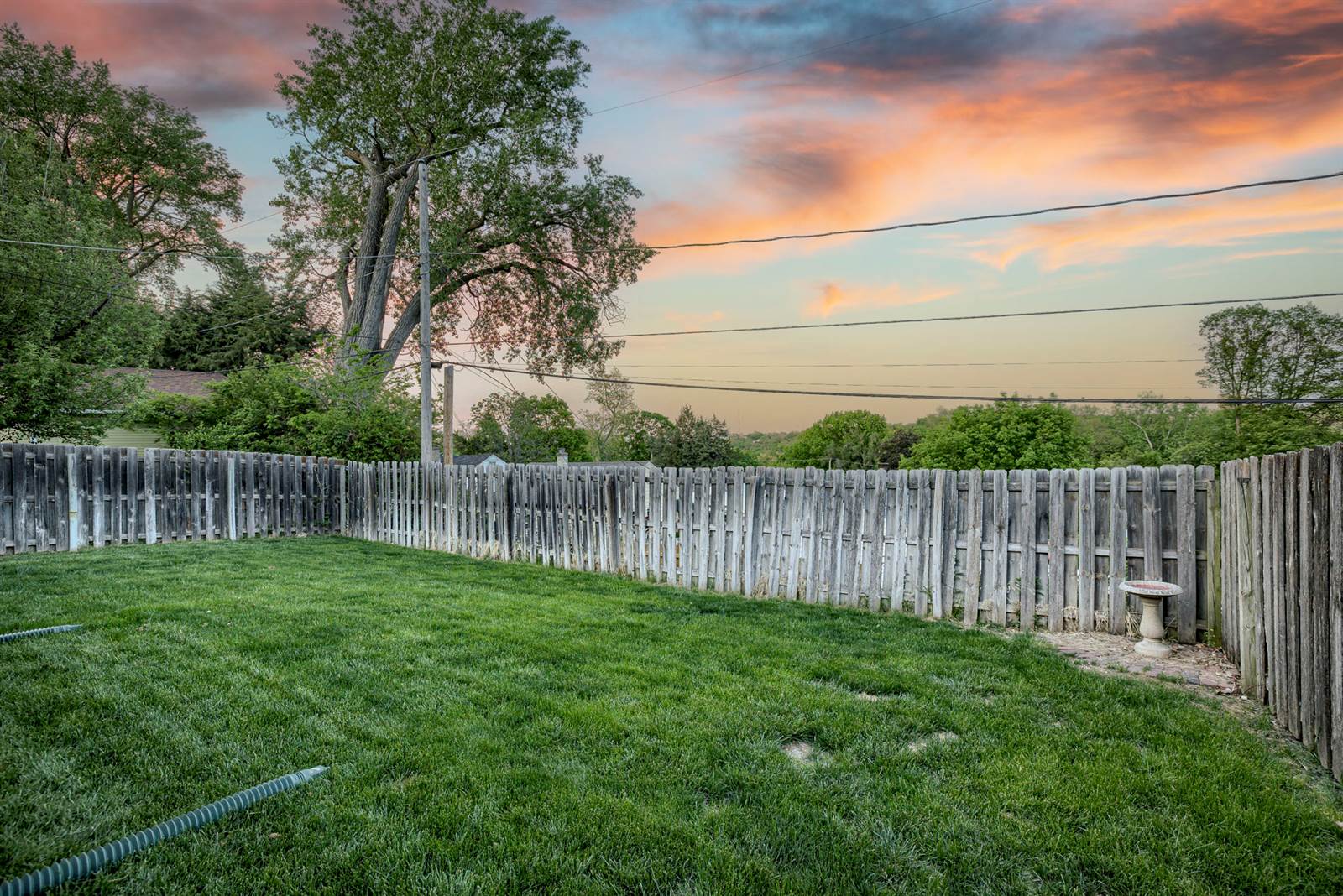 1411 S 52 Street, Omaha, NE 68106