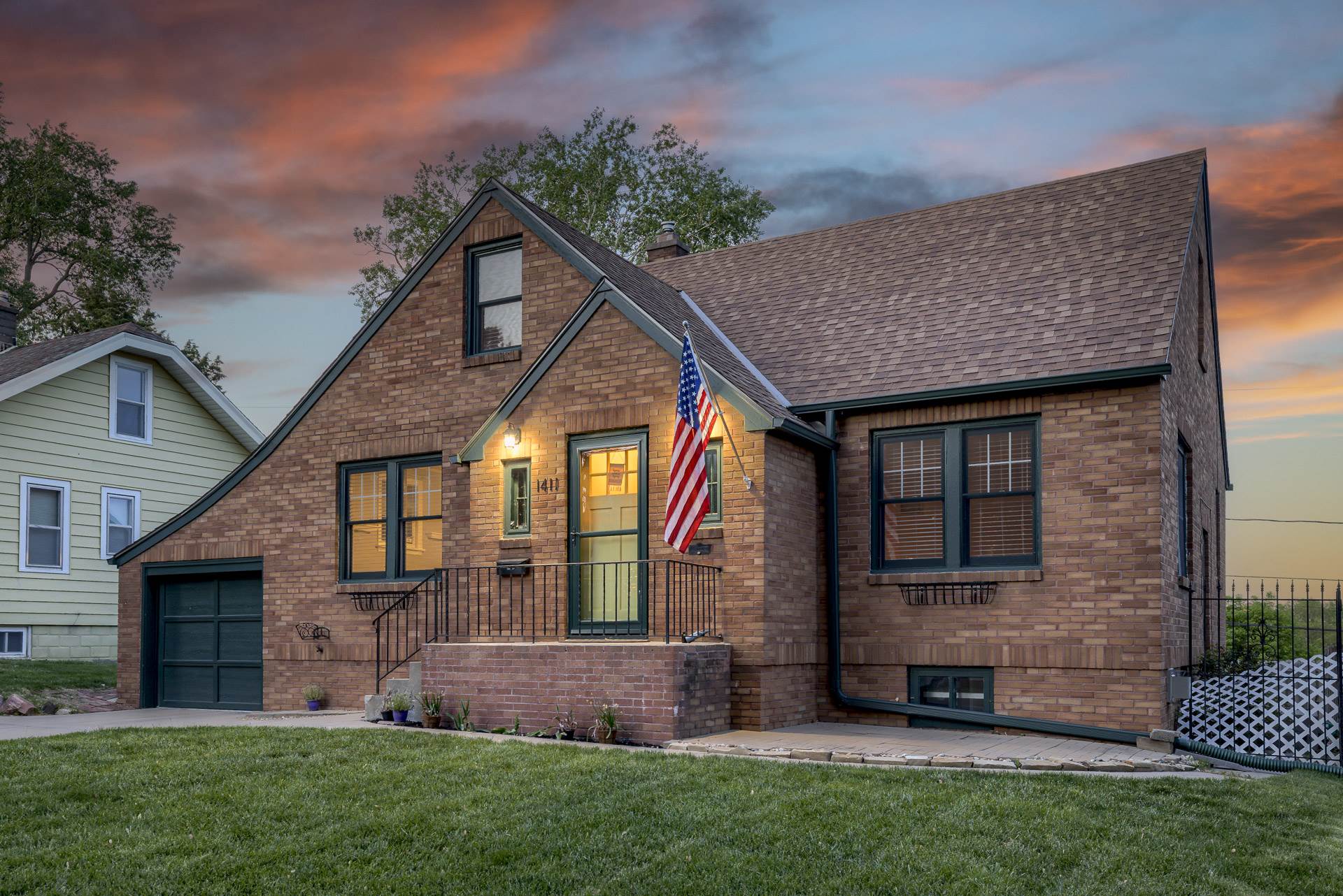 1411 S 52 Street, Omaha, NE 68106