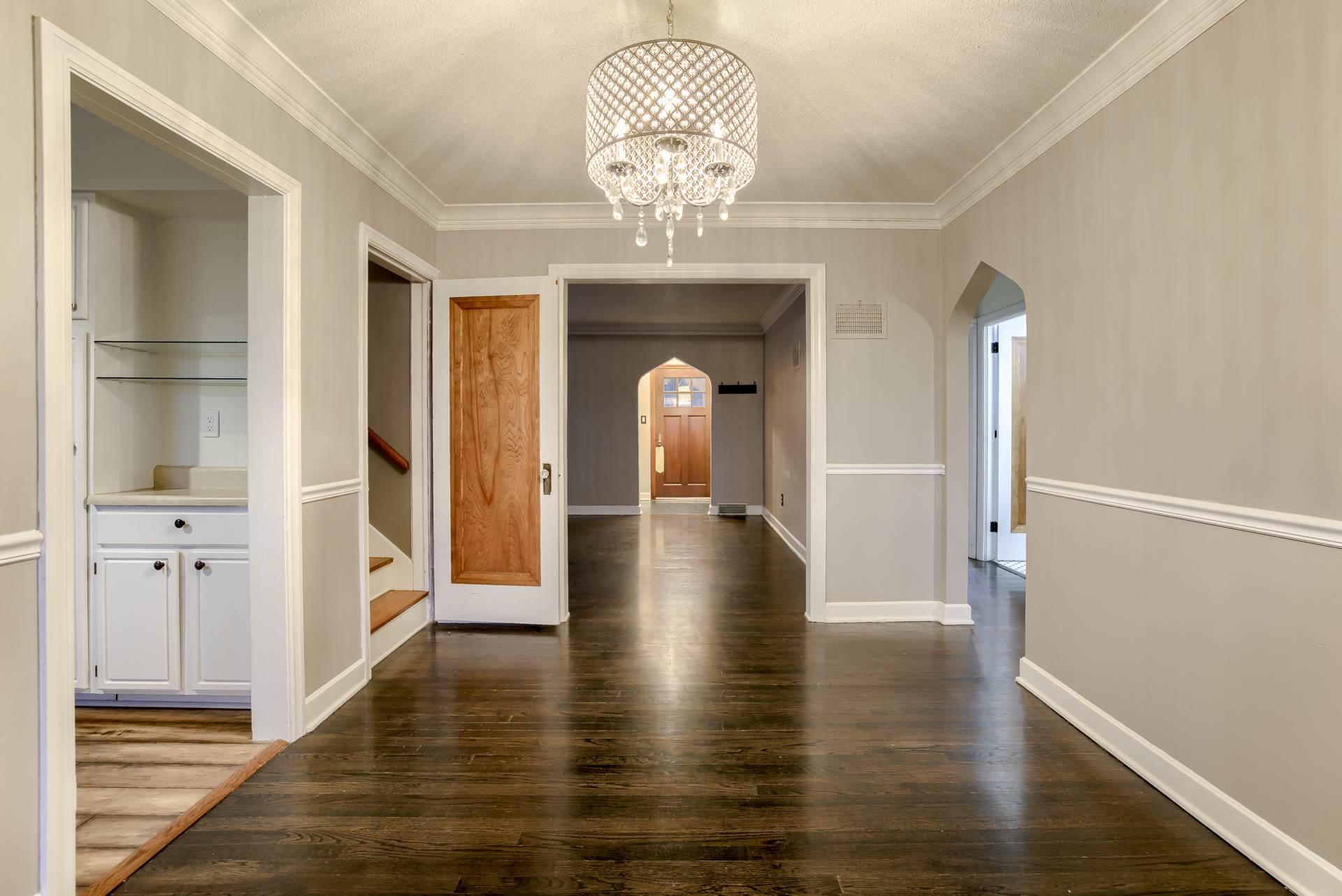 1411 S 52 Street, Omaha, NE 68106