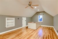 1411 S 52 Street, Omaha, NE 68106