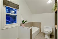 1411 S 52 Street, Omaha, NE 68106