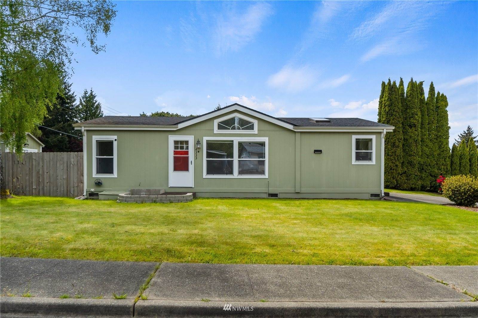 4333 Lakeview Court SE, Lacey, WA 98503