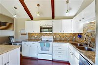 5709 N 115 Cir, Omaha, NE 68164