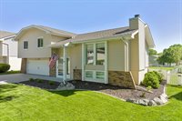 5709 N 115 Cir, Omaha, NE 68164