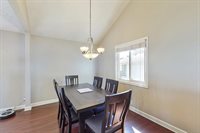 5709 N 115 Cir, Omaha, NE 68164
