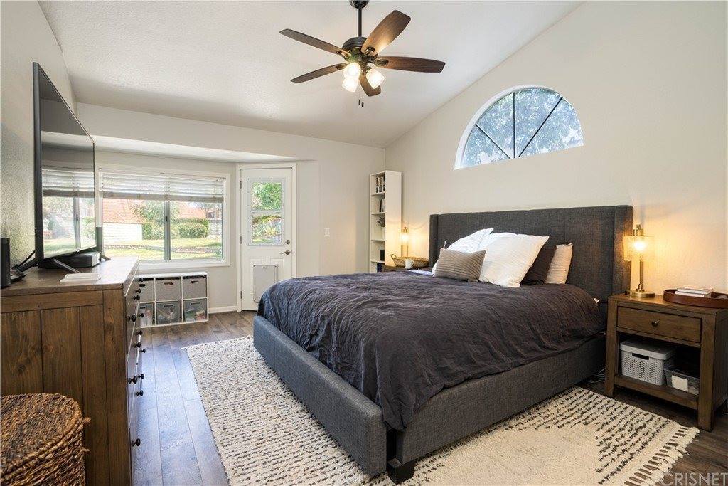 22427 Laurel Place, Saugus, CA 91390