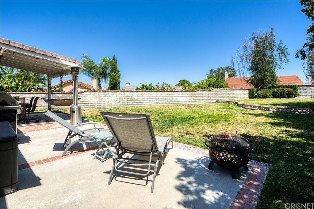 22427 Laurel Place, Saugus, CA 91390