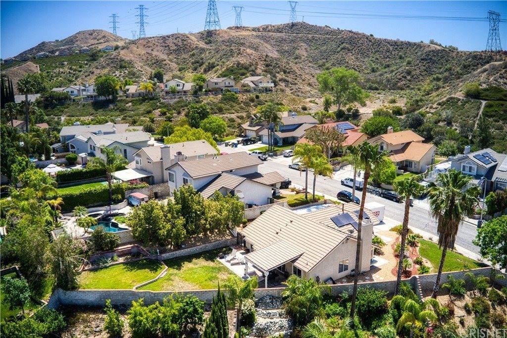 22427 Laurel Place, Saugus, CA 91390