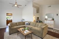 22427 Laurel Place, Saugus, CA 91390