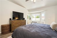 22427 Laurel Place, Saugus, CA 91390