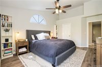 22427 Laurel Place, Saugus, CA 91390