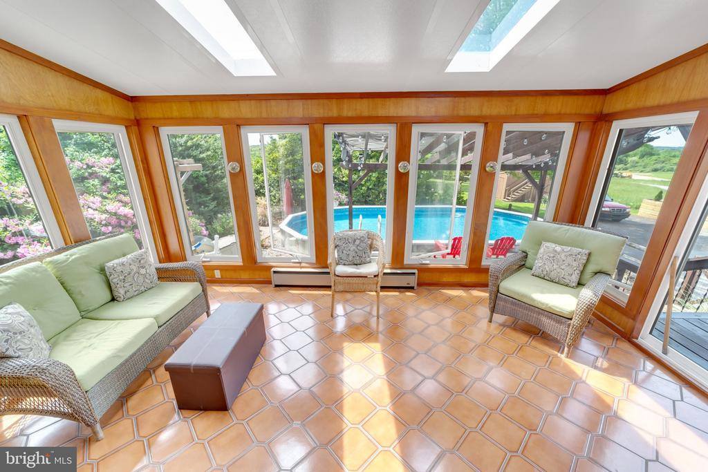 132 East Lancaster Avenue, Oxford, PA 19363