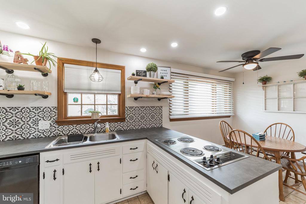 132 East Lancaster Avenue, Oxford, PA 19363