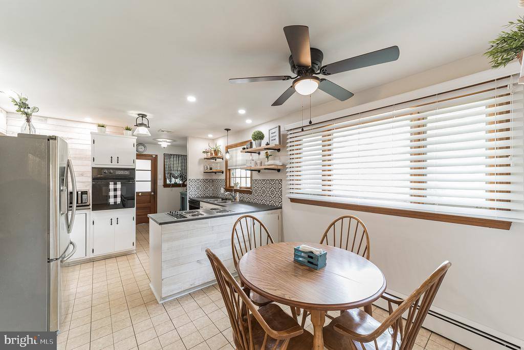 132 East Lancaster Avenue, Oxford, PA 19363