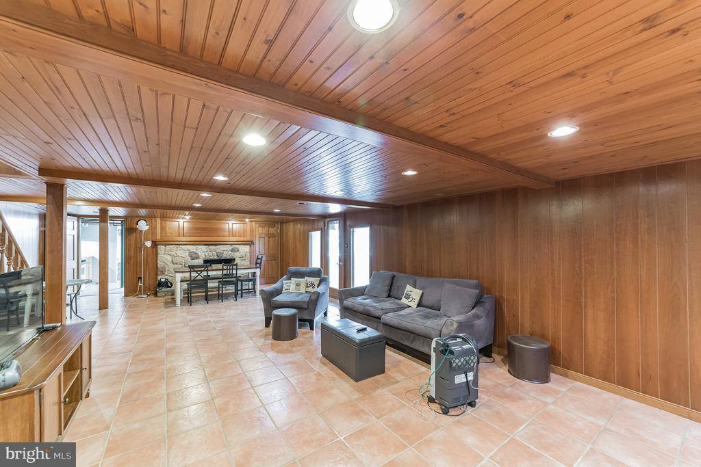 132 East Lancaster Avenue, Oxford, PA 19363