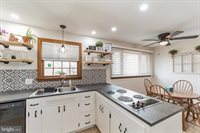 132 East Lancaster Avenue, Oxford, PA 19363