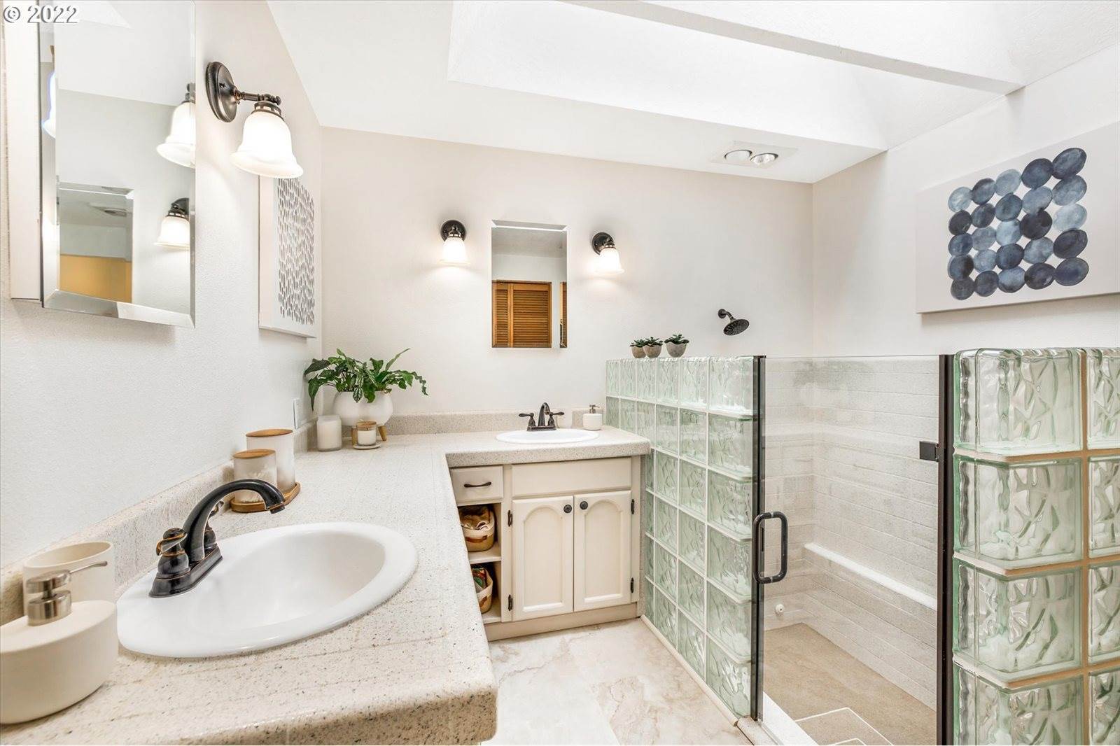 22825 SE Tillstrom Rd, Damascus, OR 97089