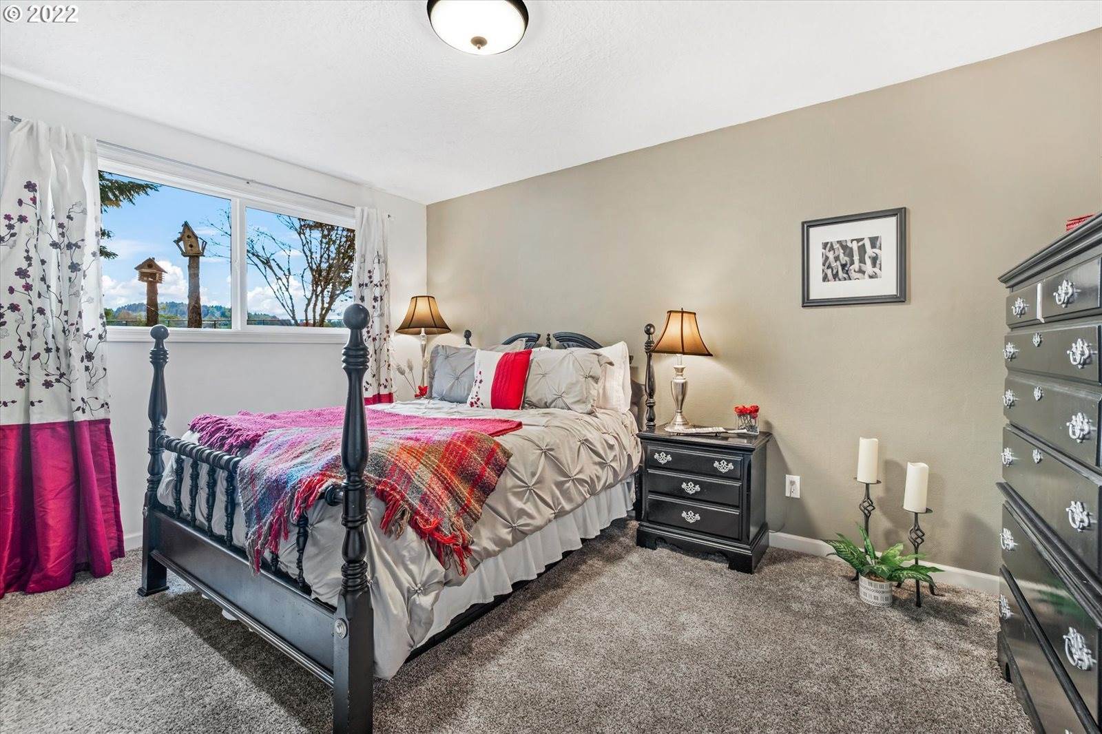 22825 SE Tillstrom Rd, Damascus, OR 97089