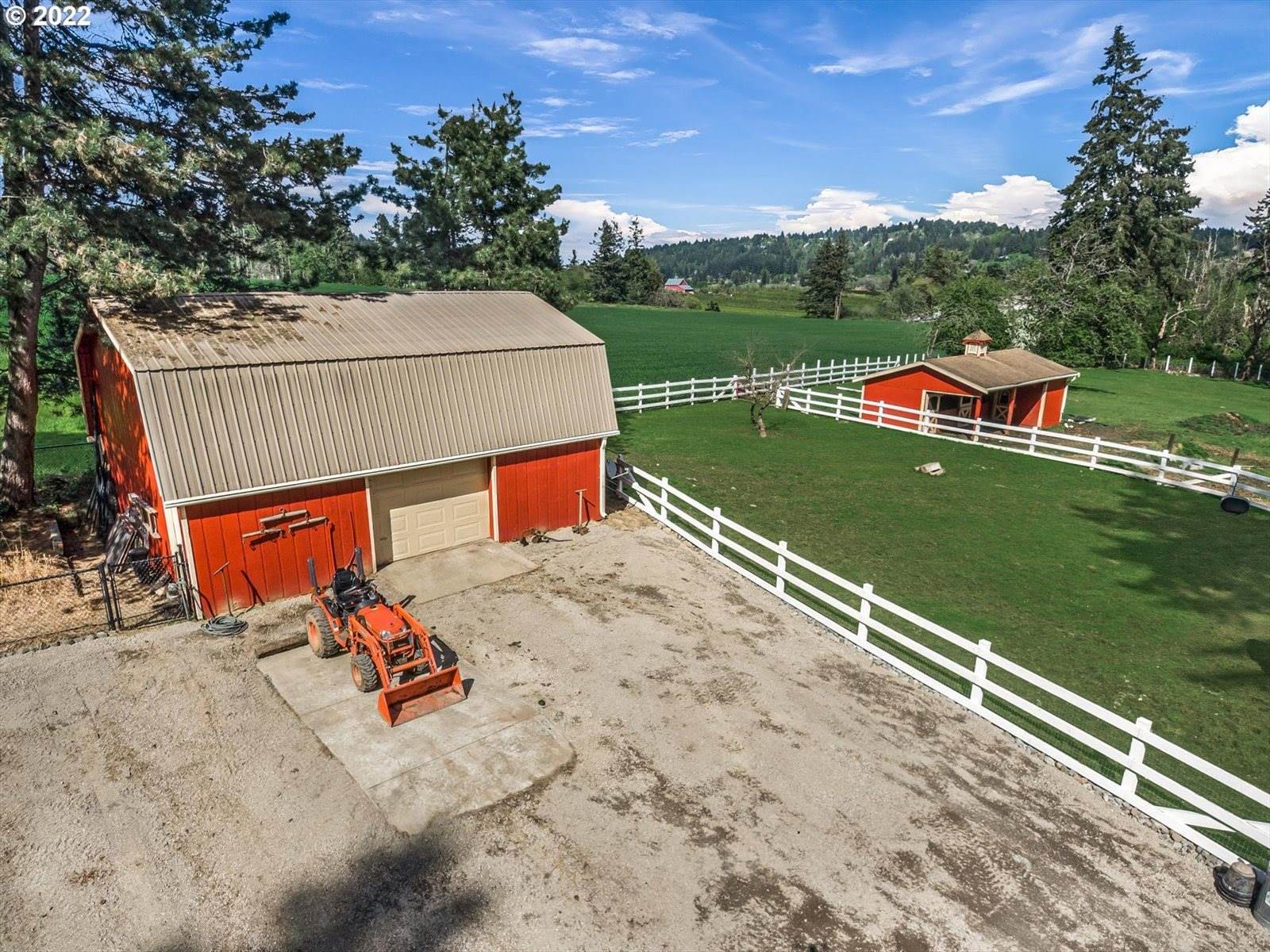 22825 SE Tillstrom Rd, Damascus, OR 97089
