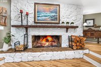 22825 SE Tillstrom Rd, Damascus, OR 97089