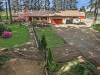 22825 SE Tillstrom Rd, Damascus, OR 97089