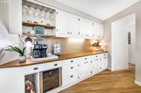 22825 SE Tillstrom Rd, Damascus, OR 97089