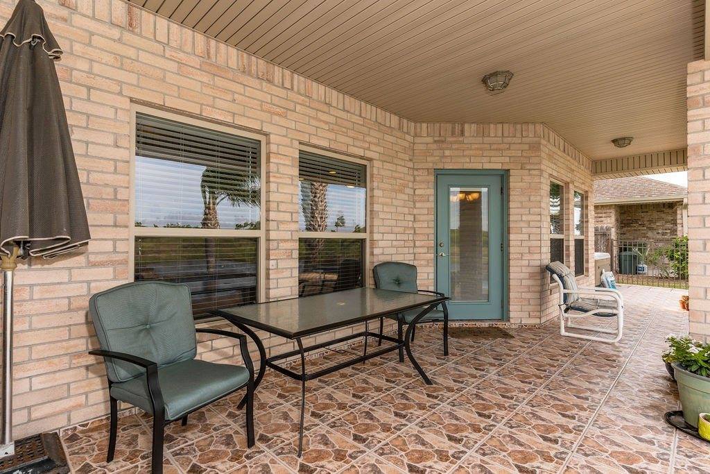 29 Bethpage Dr, Laguna Vista, TX 78578