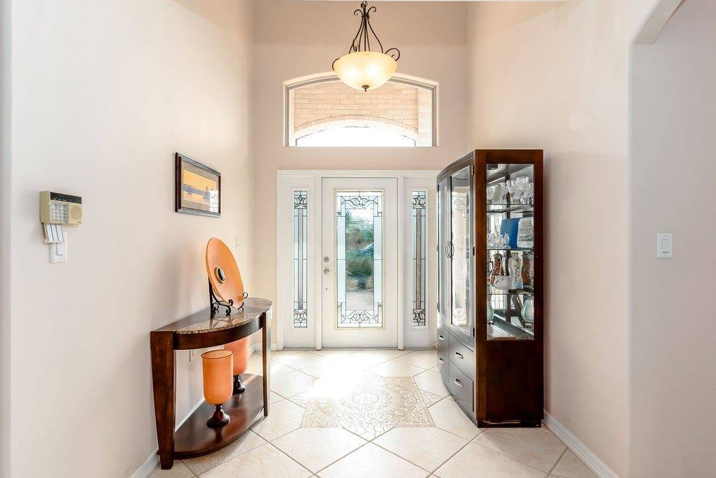 29 Bethpage Dr, Laguna Vista, TX 78578