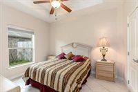 29 Bethpage Dr, Laguna Vista, TX 78578