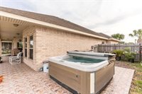 29 Bethpage Dr, Laguna Vista, TX 78578