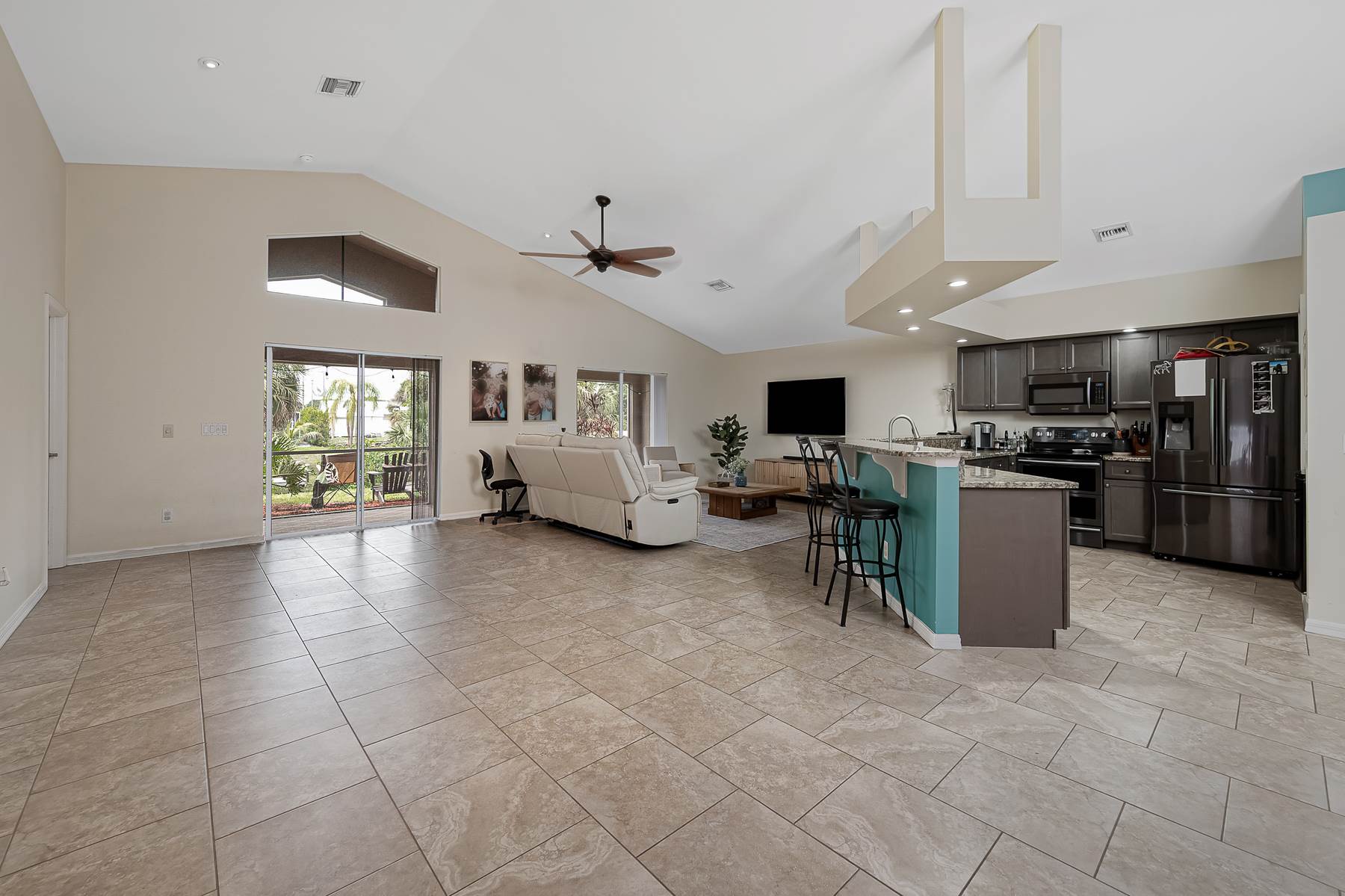 9392 Palm Island Circle, North Fort Myers, FL 33903